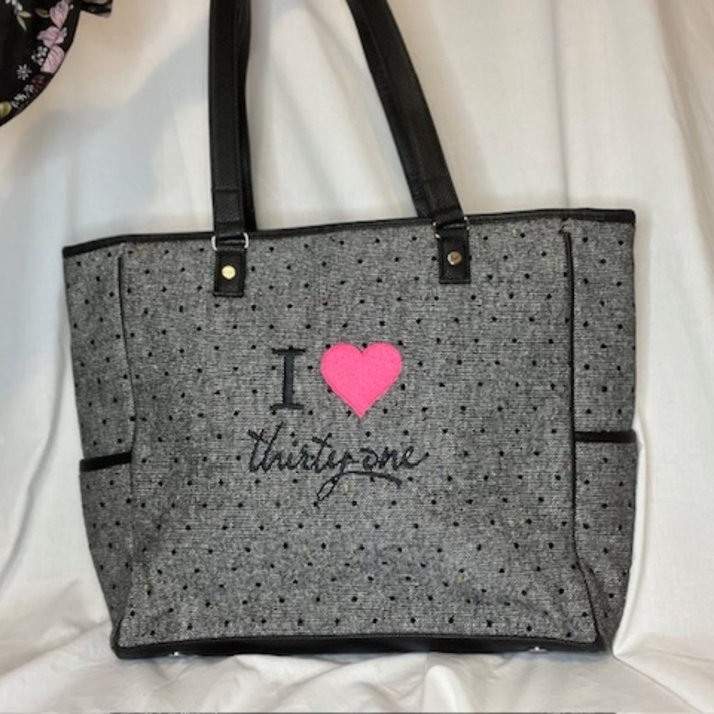 Cindy Tote - with "I Love Thirty-One" personalization